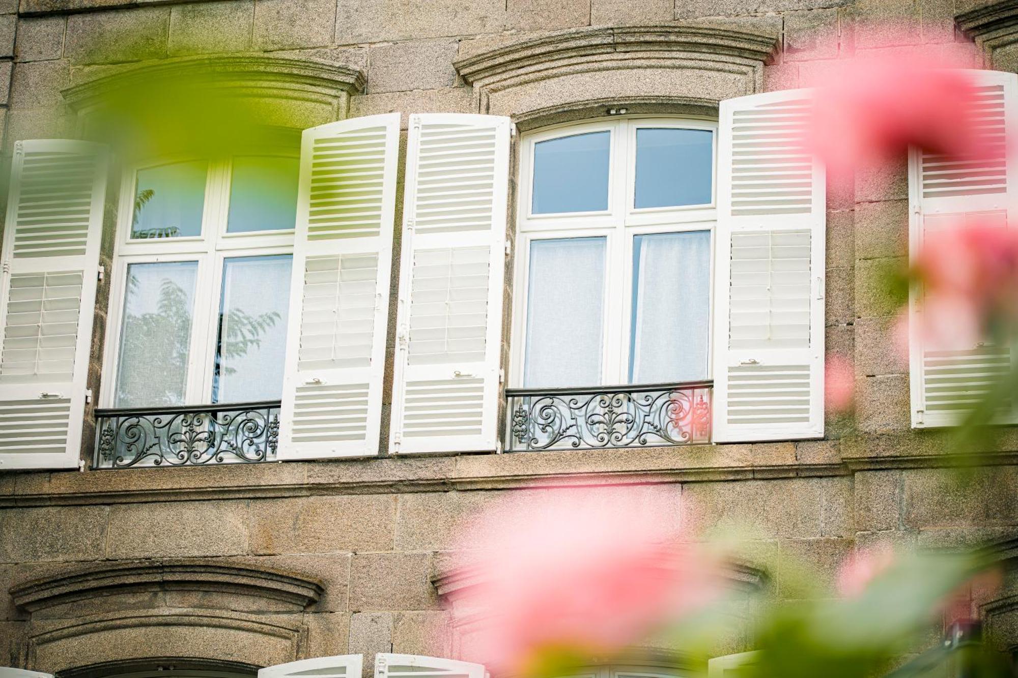 La Maison De Famille Limoges Exteriör bild